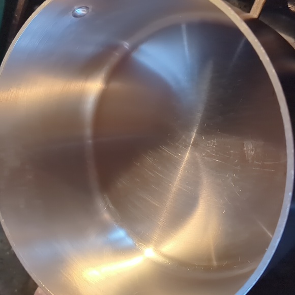 ALL CLAD LTD 3 qt pot - Picture 3 of 8